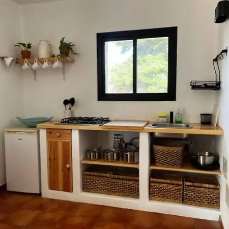 Casa Papaya, *